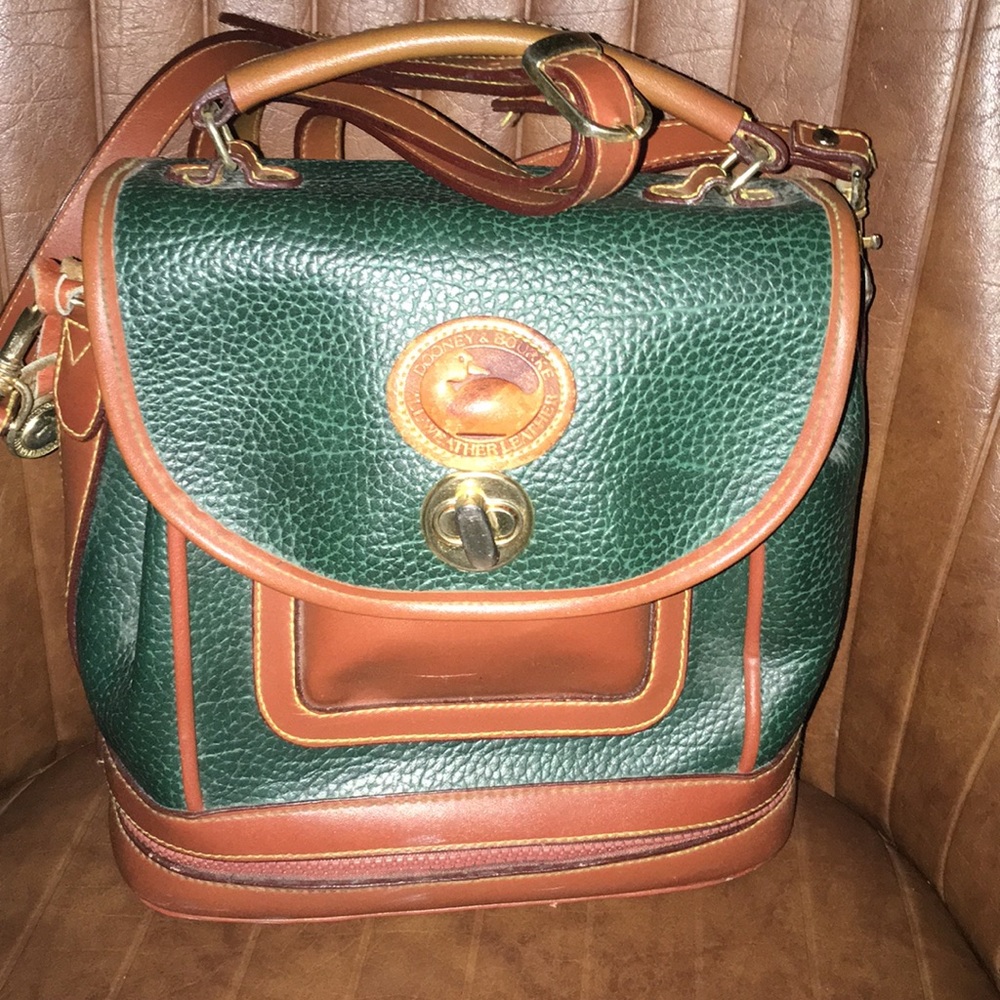 Dooney & Burke Crossbody Purse‼️